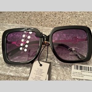 SOLD - Black Oversized Square Sunglasses